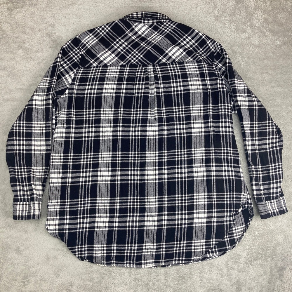 GAP Women's Black White Plaid Long Sleeve Button Up Flannel Shirt Size Large‎ - Picture 2 of 9